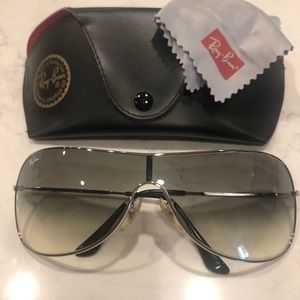 Ray-Ban RB3211 Sidestreet Shield
